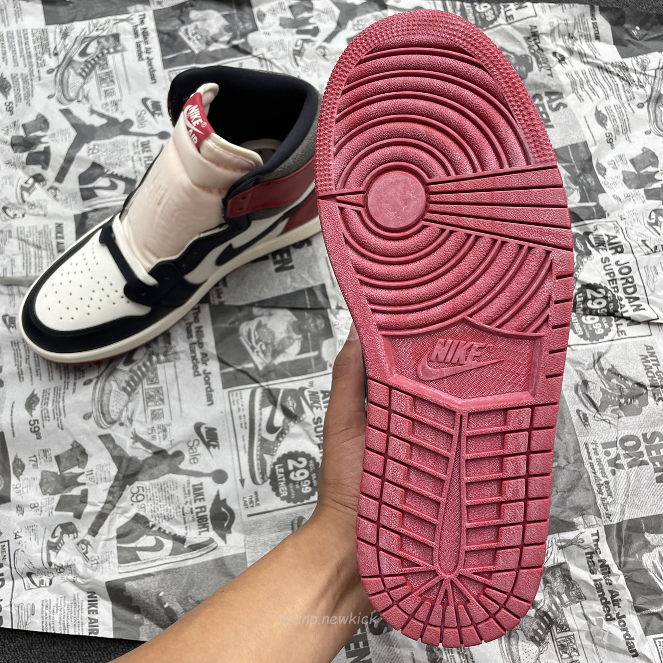 Air Jordan 1 Retro High Og Black Toe Chicago (6) - www.newkick.vip